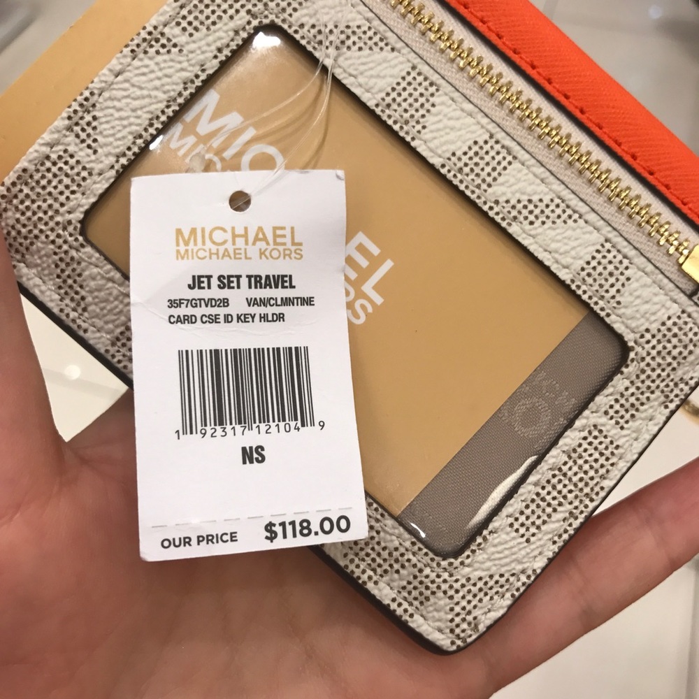 Michael Kors Jet Set Travel Leather / PVC Case - Picture 6 of 6